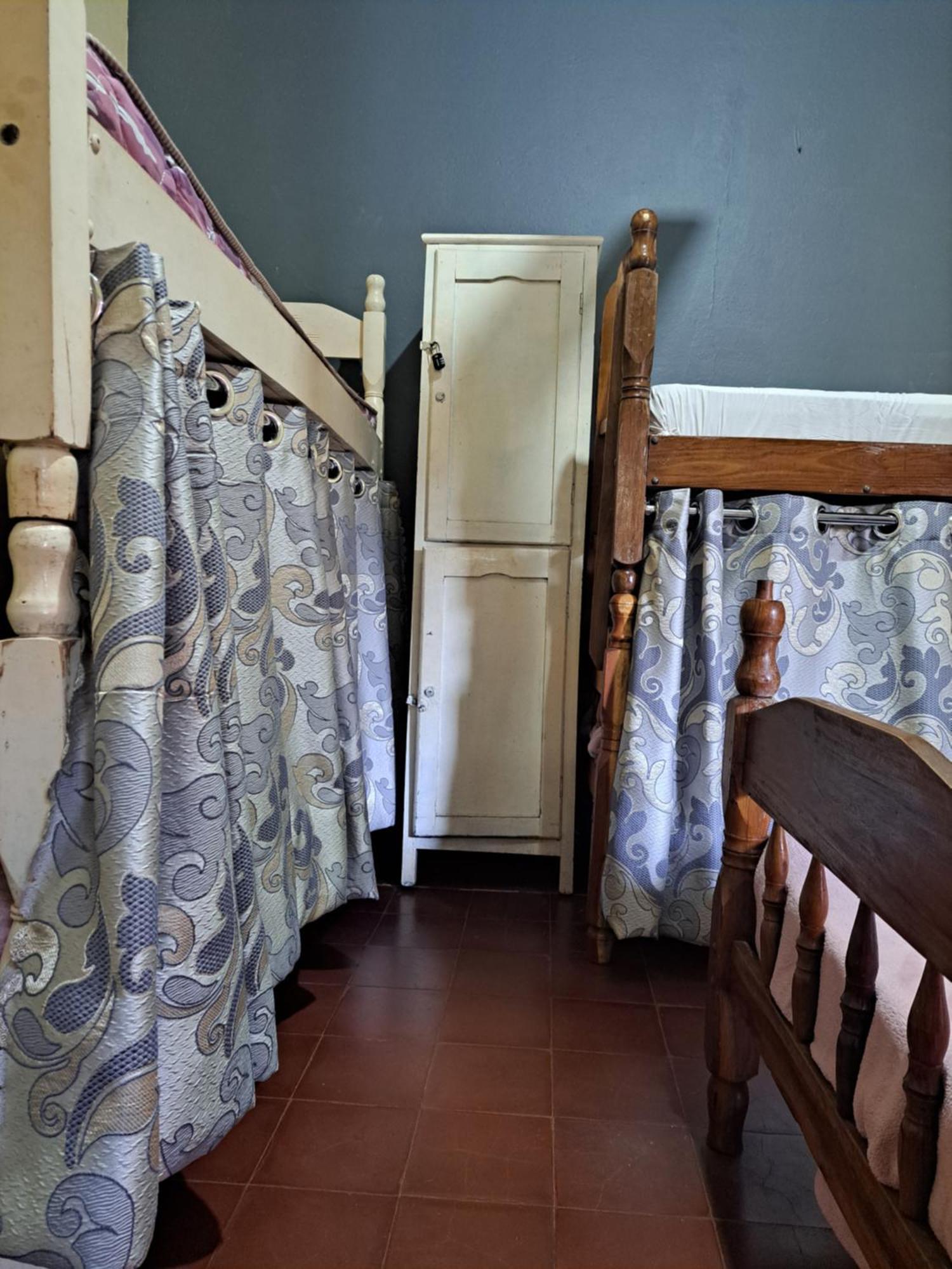 Hummingbird Hostel Сьюдад-дель-Эсте Экстерьер фото